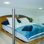 Stylish Quiet Central Home W Cheap Parking Closeby